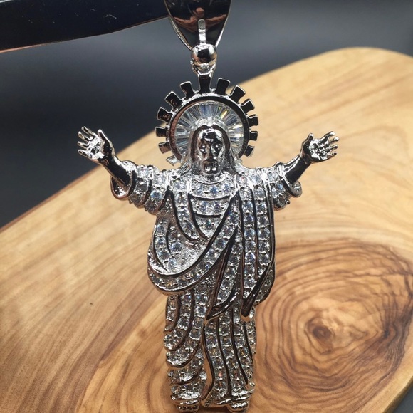 Jesus Pendant (Sterling silver and cubic zirconia) - Picture 3 of 8